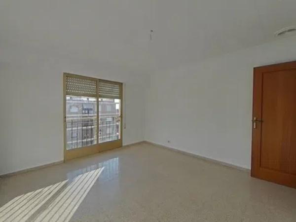 Piso en calle San Crispín