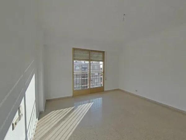 Piso en calle San Crispín