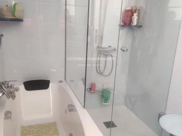 Piso en alameda Camilo Sesto