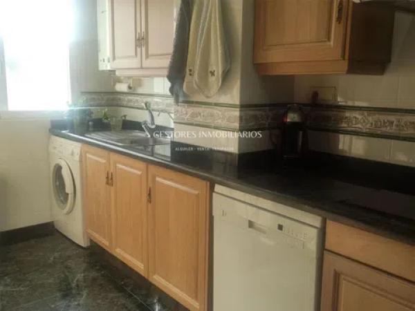 Piso en alameda Camilo Sesto