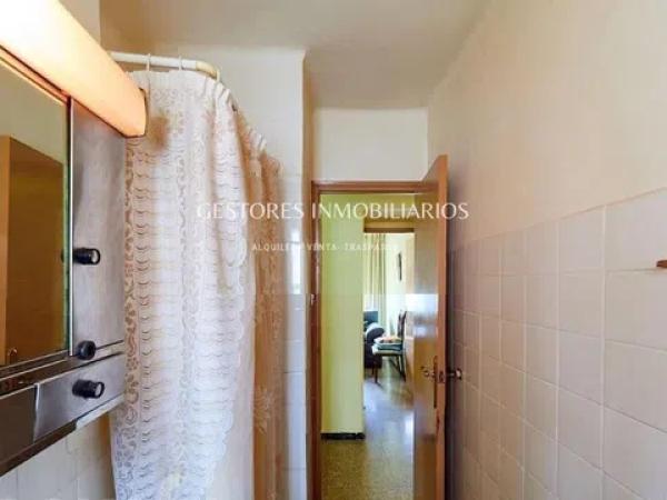 Piso en Barri Zona Nord