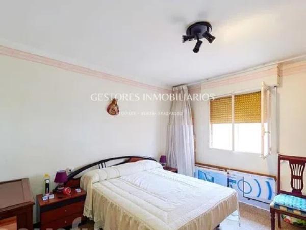 Piso en Barri Zona Nord