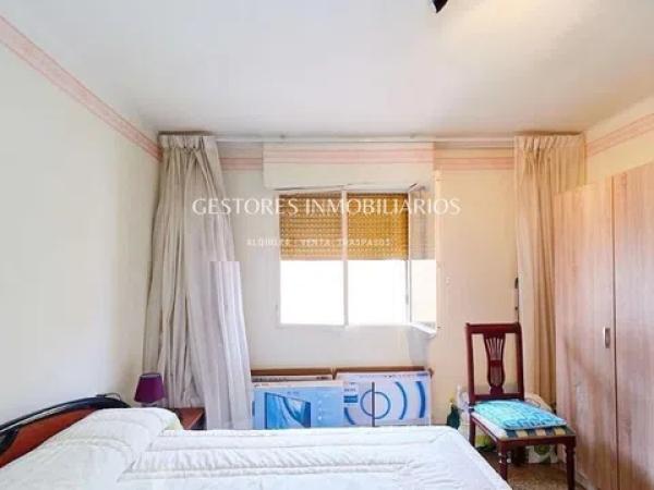 Piso en Barri Zona Nord