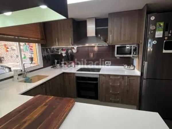 Ático en calle Juan Gil Albert