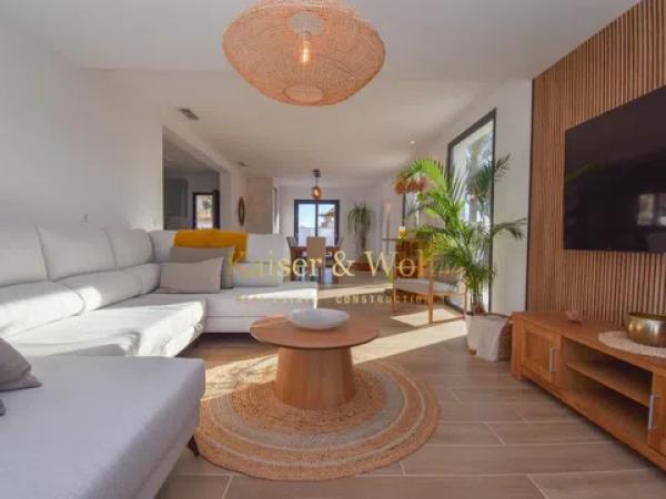 Casa independiente en calle Alhambra de Granada