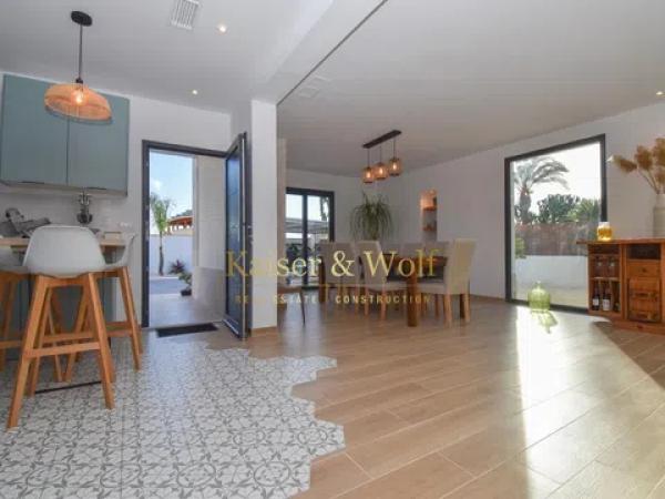 Casa independiente en calle Alhambra de Granada