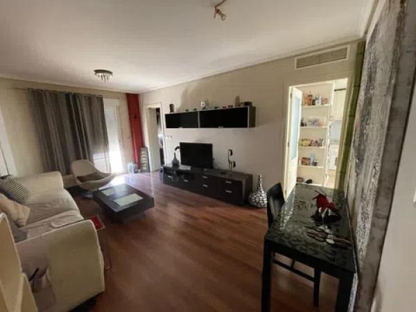 Piso en calle San Pascual, 73