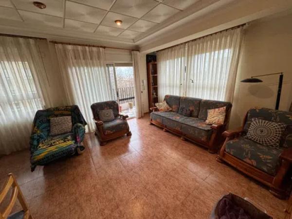 Piso en avenida Constitución