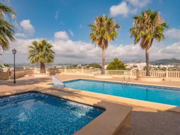 Casa independiente en Poligono Pp Asegador y Calistr