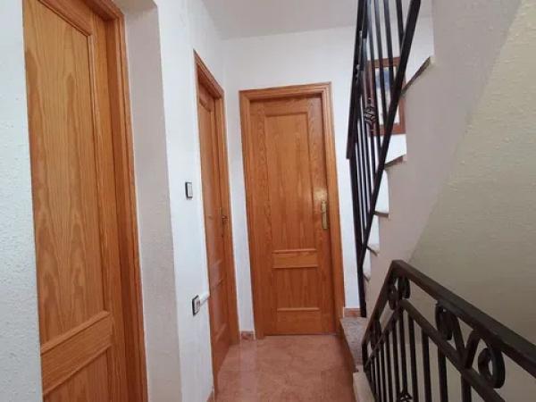 Chalet adosado en calle Romero, 145