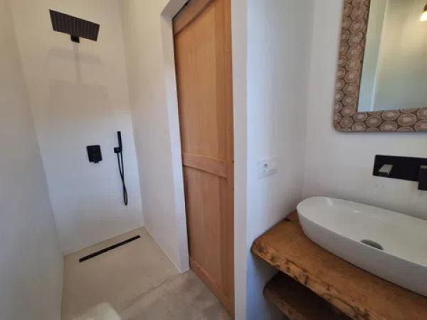 Casa independiente en calle Xicoria