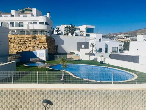 Chalet adosado en calle Costa Dorada