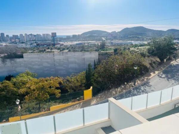 Chalet adosado en calle Costa Dorada