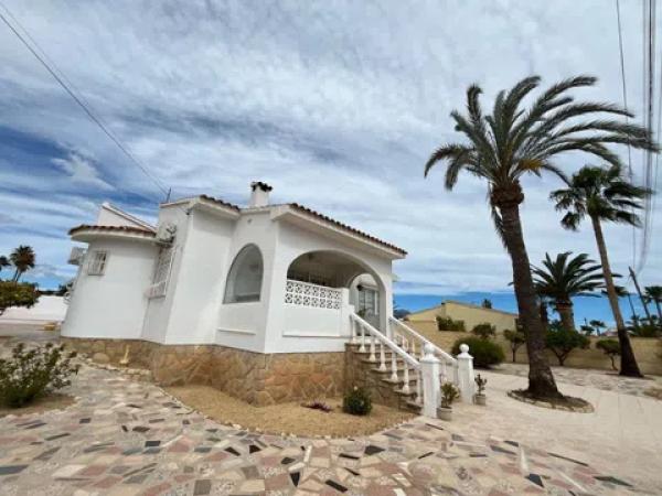 Casa independiente en calle Bessons, 40