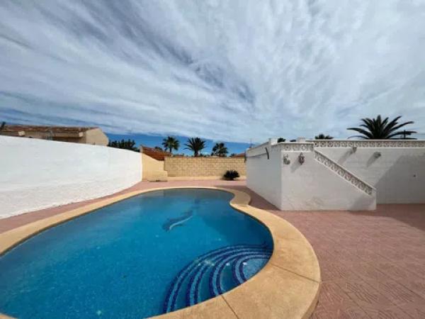 Casa independiente en calle Bessons, 40