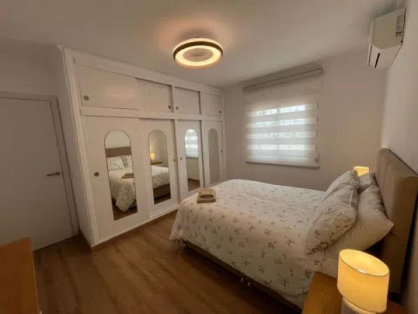 Casa independiente en calle Bessons, 40