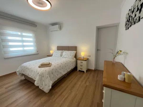 Casa independiente en calle Bessons, 40