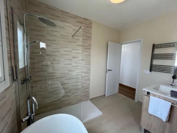 Casa independiente en calle Bessons, 40