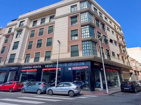 Piso en calle Antonio Sansano Franco