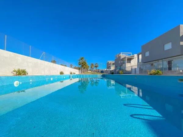 Chalet adosado en avenida Asociación Victimas del Terrorismo