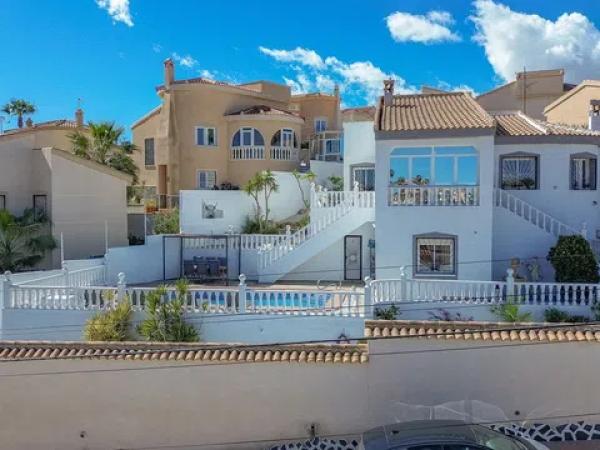 Casa independiente en calle Esperanto