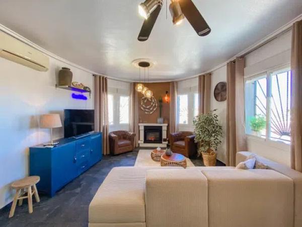 Casa independiente en calle Esperanto