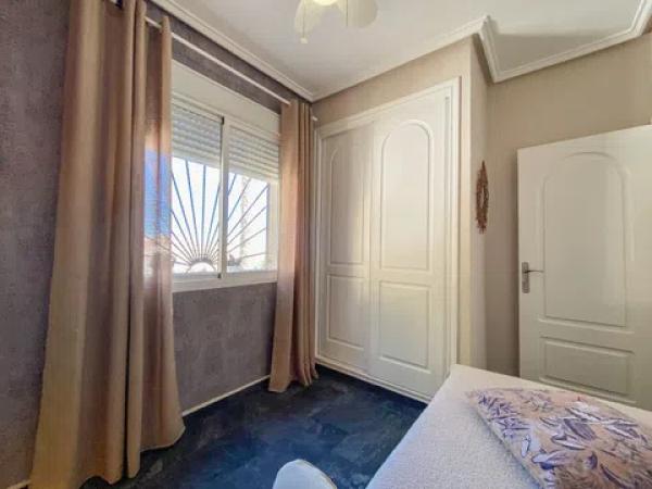 Casa independiente en calle Esperanto