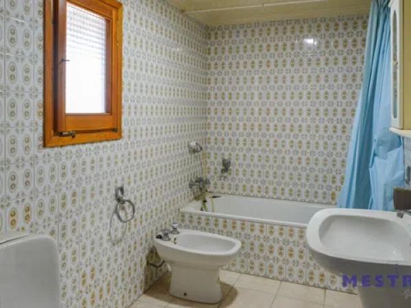 Chalet pareado en calle de l'Ajuntament, 1