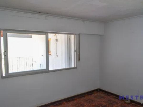 Chalet pareado en calle de l'Ajuntament, 1