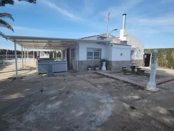 Chalet en Las Virtudes