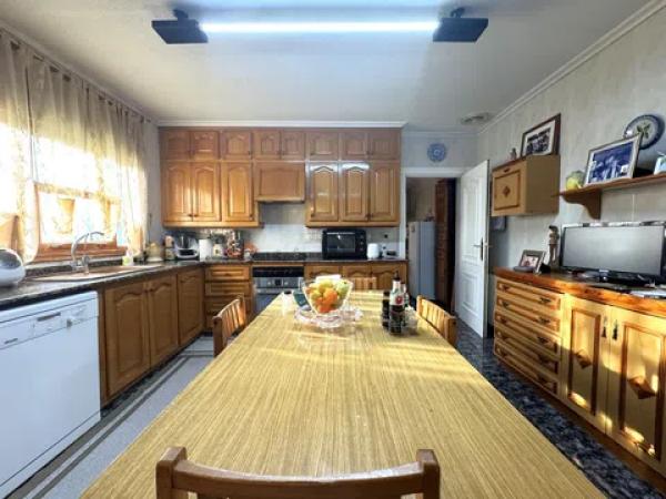 Casa independiente en calle Urbanización Altamira