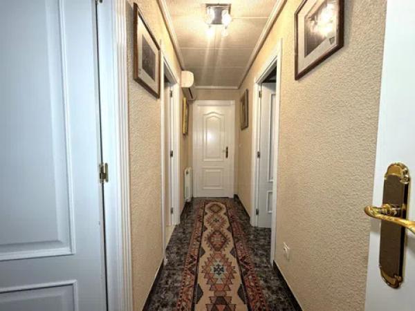 Casa independiente en calle Urbanización Altamira