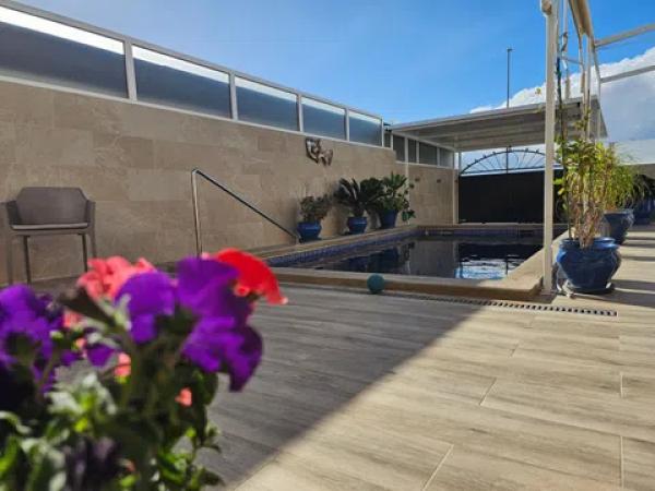 Chalet pareado en calle Maestro Serrano