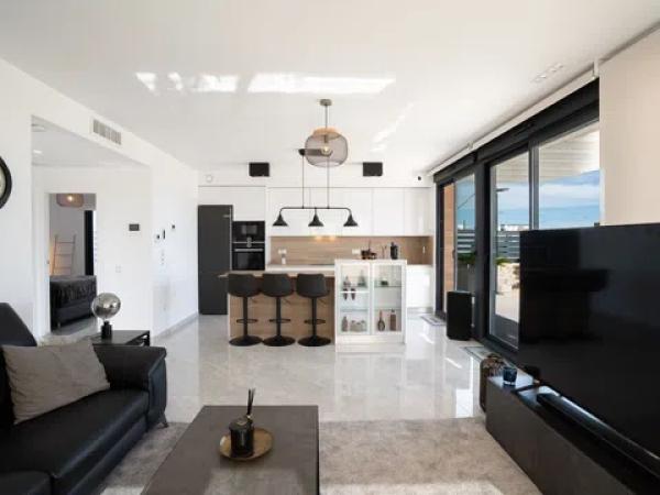 Casa independiente en calle Torrevieja