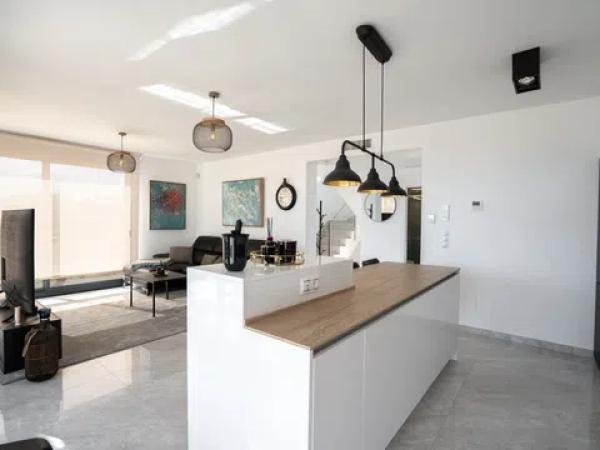 Casa independiente en calle Torrevieja