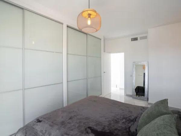 Casa independiente en calle Torrevieja