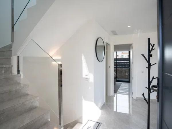 Casa independiente en calle Torrevieja