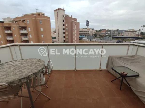 Piso en avenida del Puerto