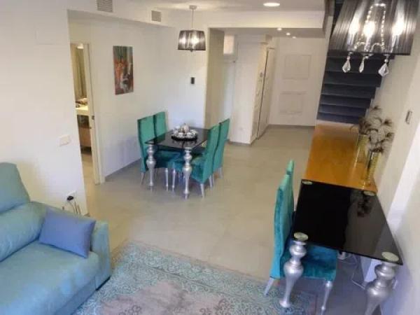 Casa de pueblo en calle Edeta, 3