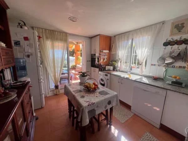 Chalet adosado en avenida Balcon de Ponoig