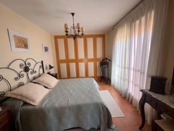 Chalet adosado en avenida Balcon de Ponoig