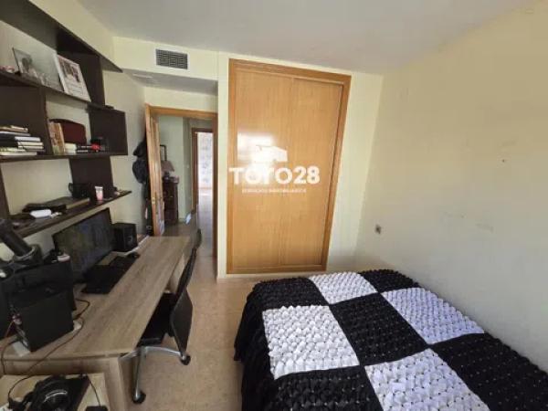 Chalet adosado en calle Portichol