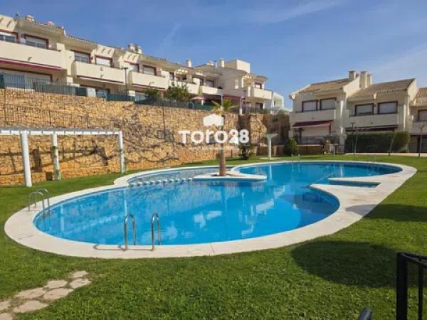 Chalet adosado en calle Portichol