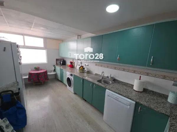 Chalet adosado en calle Portichol