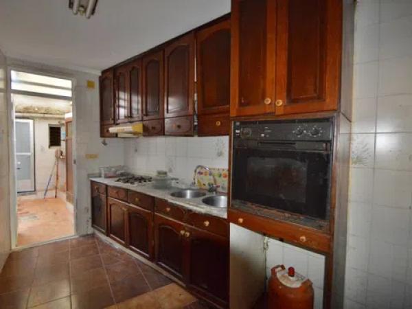 Chalet pareado en calle Alberto Sentí