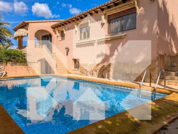 Casa independiente en calle la Sardina