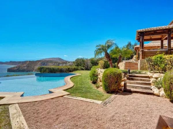 Casa independiente en calle Guatlla