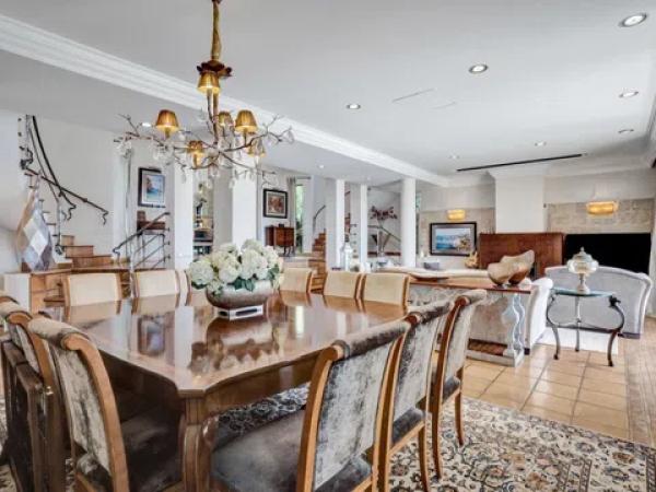 Casa independiente en calle Guatlla