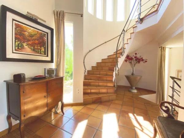 Casa independiente en calle Guatlla