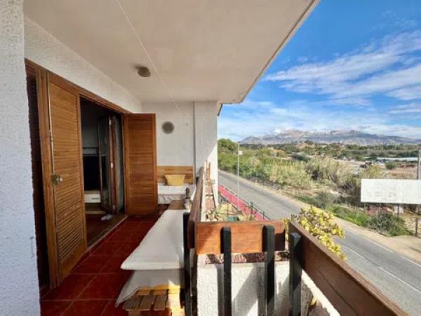 Dúplex en calle Àsia